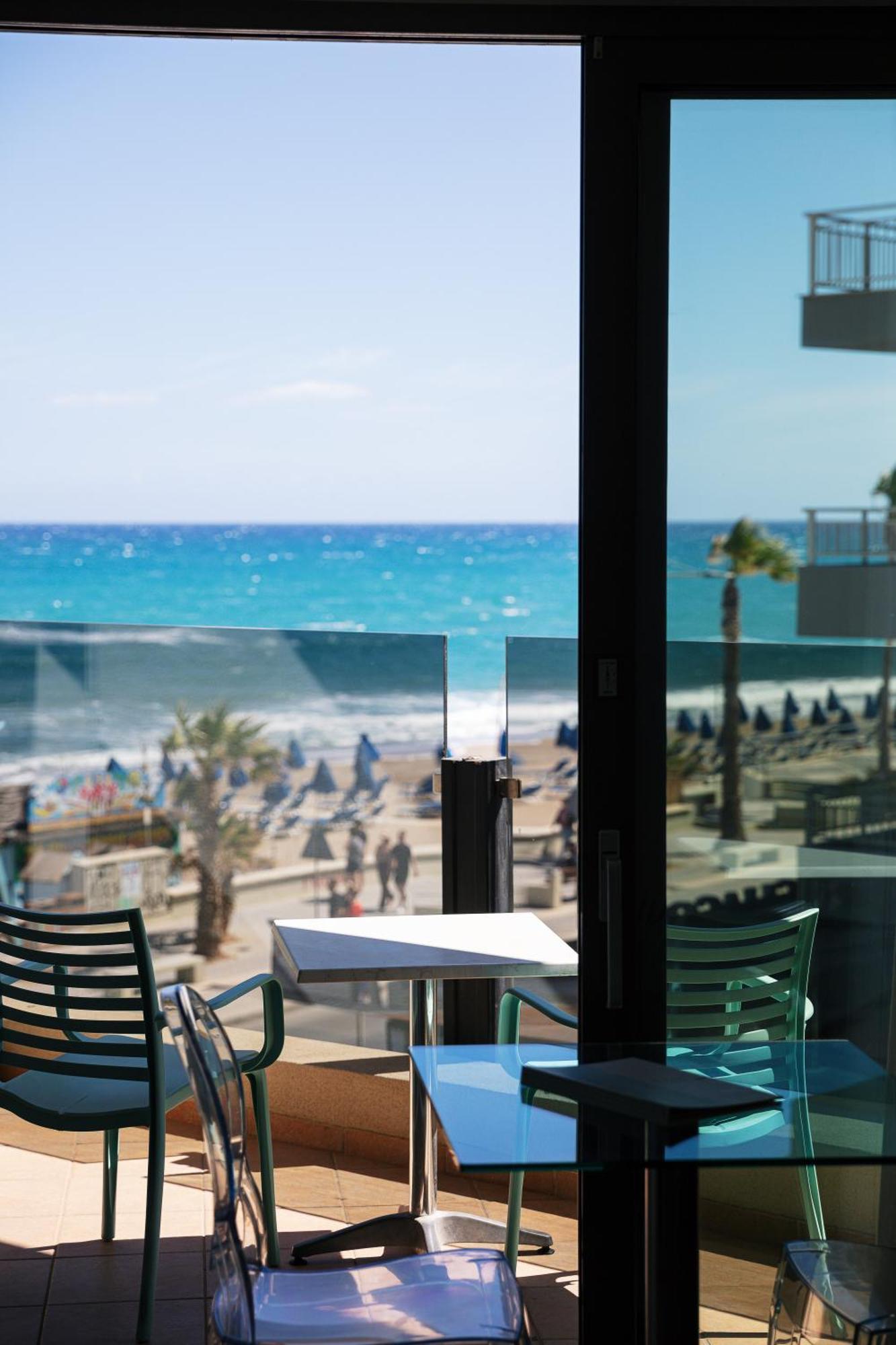 Steris Elegant Beach Hotel & Apartments Rethymno  Екстер'єр фото